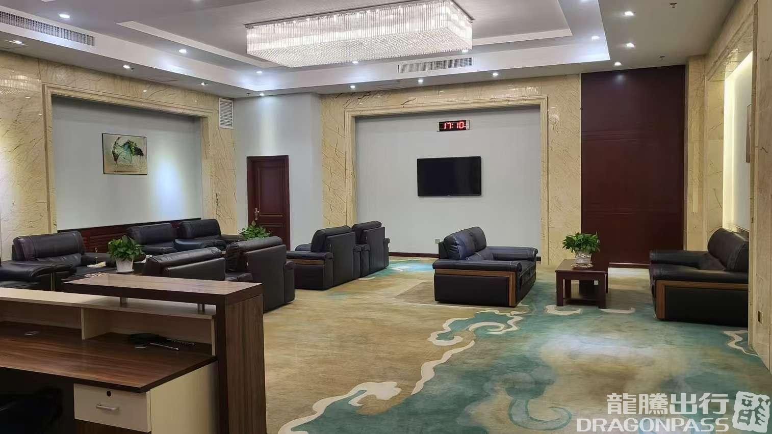 Бизнес-зал Domestic First Class Lounge в аэропорту ChaGanHu Airport (YSQ)