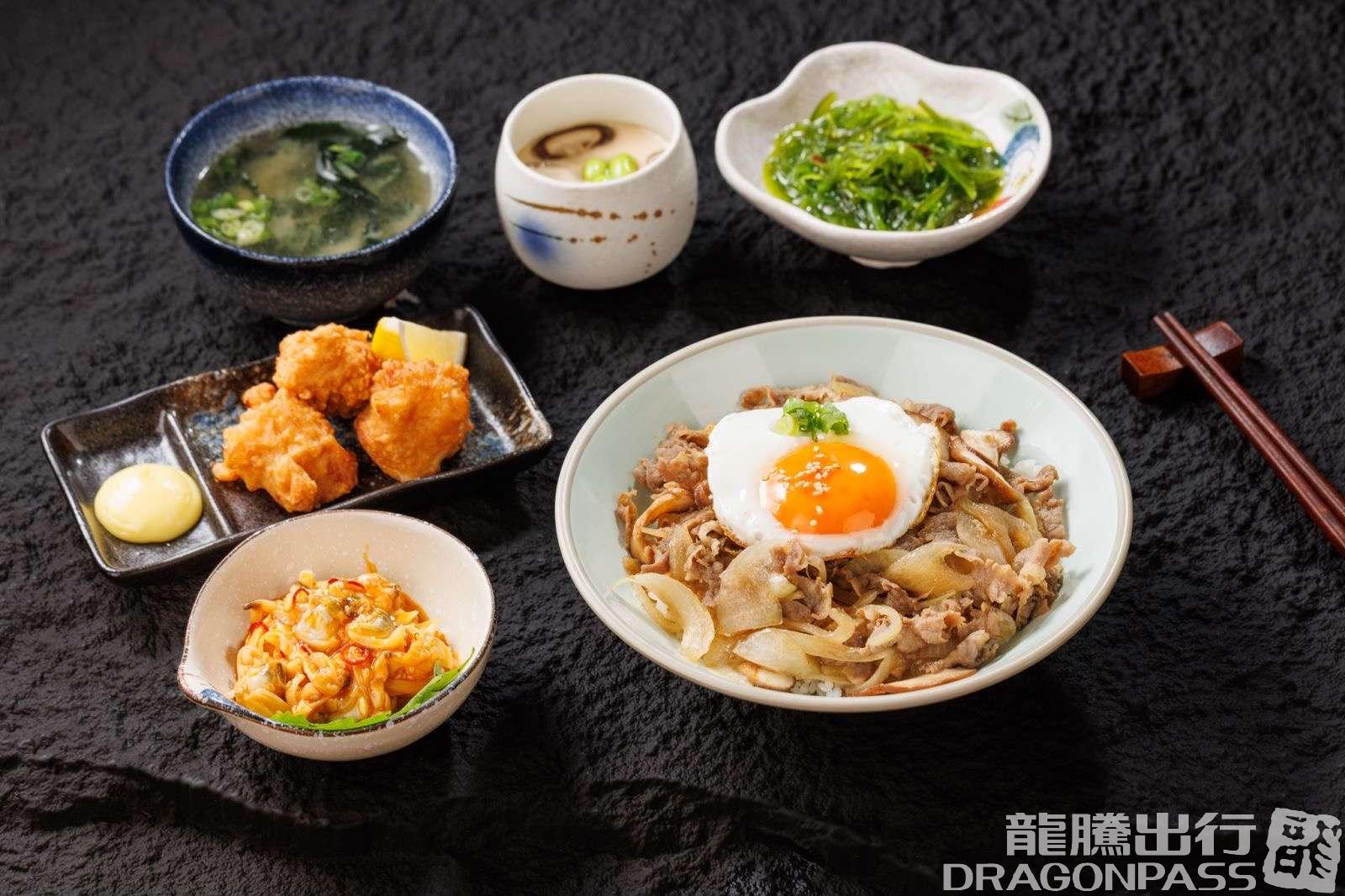 Бизнес-зал Plaza Premium Lounge (T3 Domestic) в аэропорту Чунцин Цзянбэй (CKG)