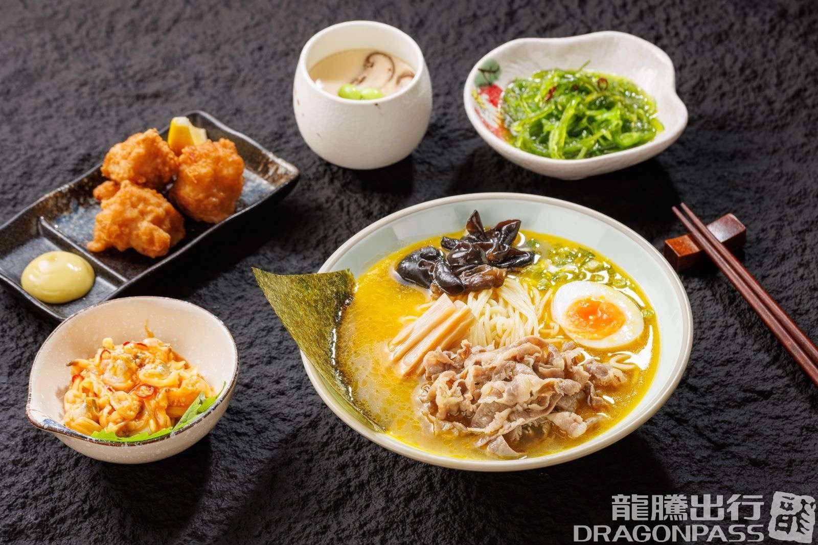 Бизнес-зал Plaza Premium Lounge (T3 Domestic) в аэропорту Чунцин Цзянбэй (CKG)