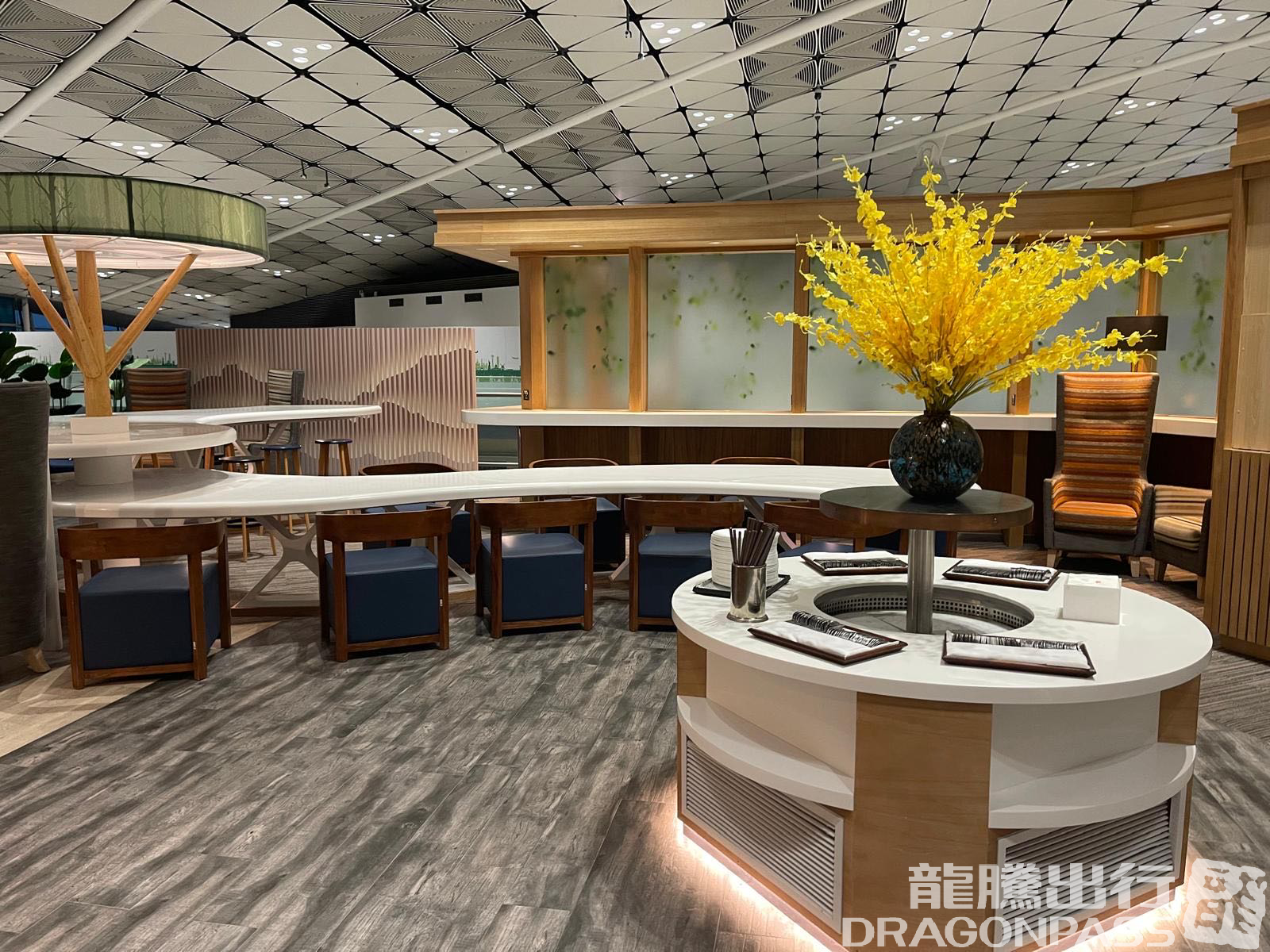 Бизнес-зал Hong Kong Airlines Lounge (Club Autus) в аэропорту Гонконг (HKG)