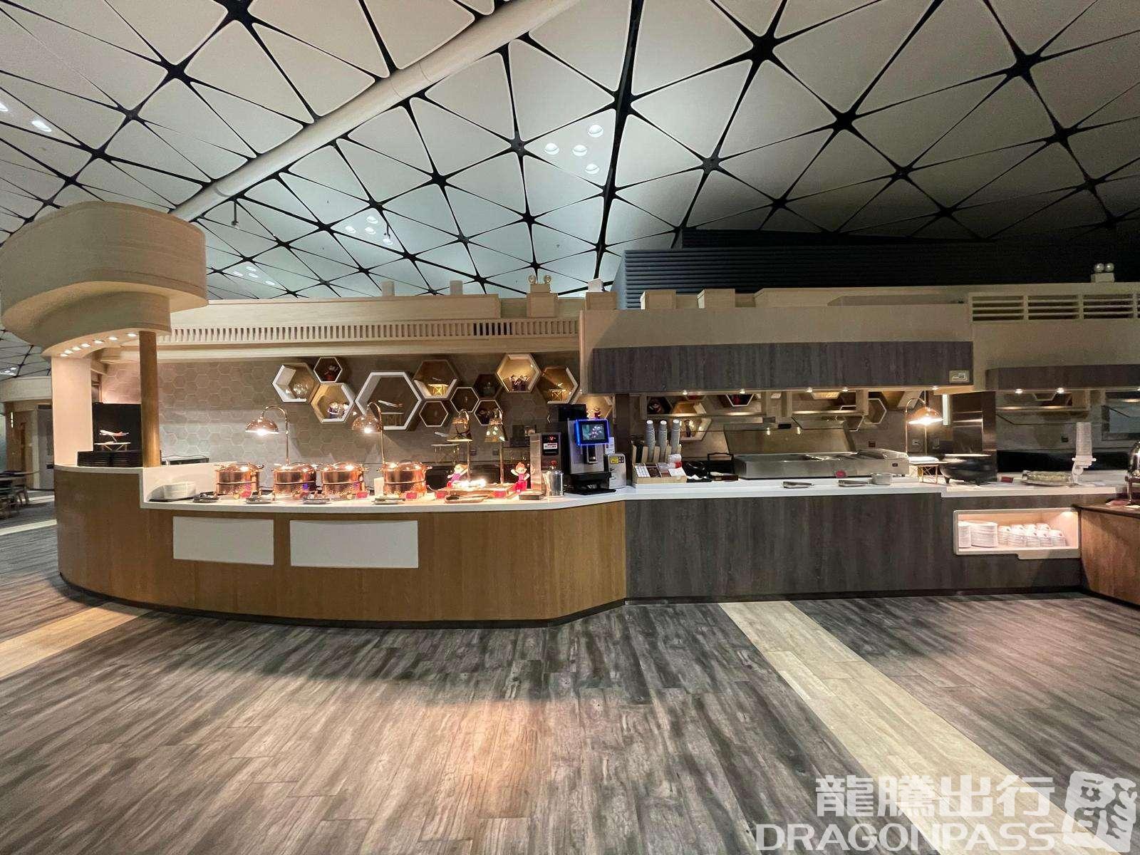 Бизнес-зал Hong Kong Airlines Lounge (Club Autus) в аэропорту Гонконг (HKG)