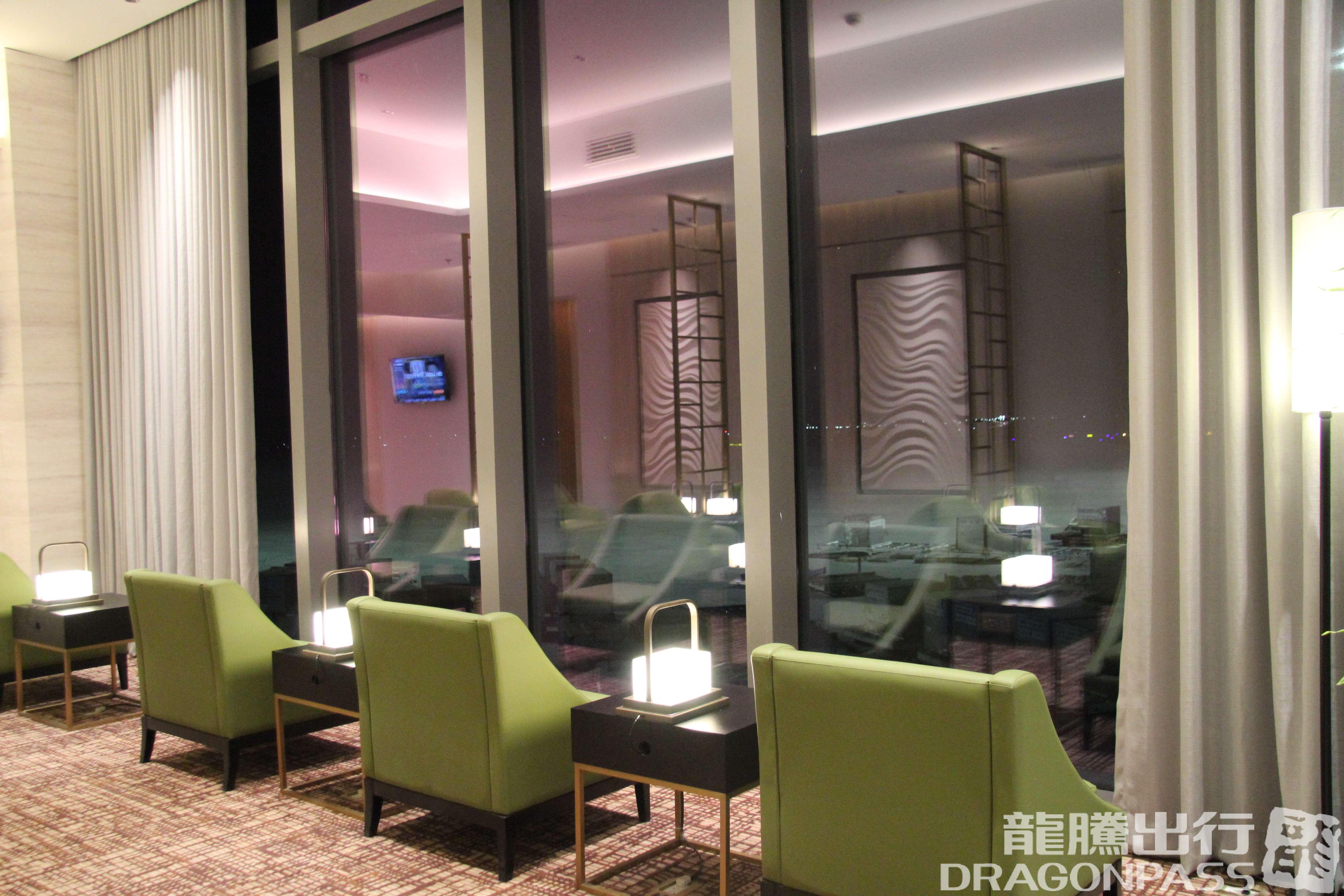 Бизнес-зал Marhaba Lounge в аэропорту Кларк (CRK)