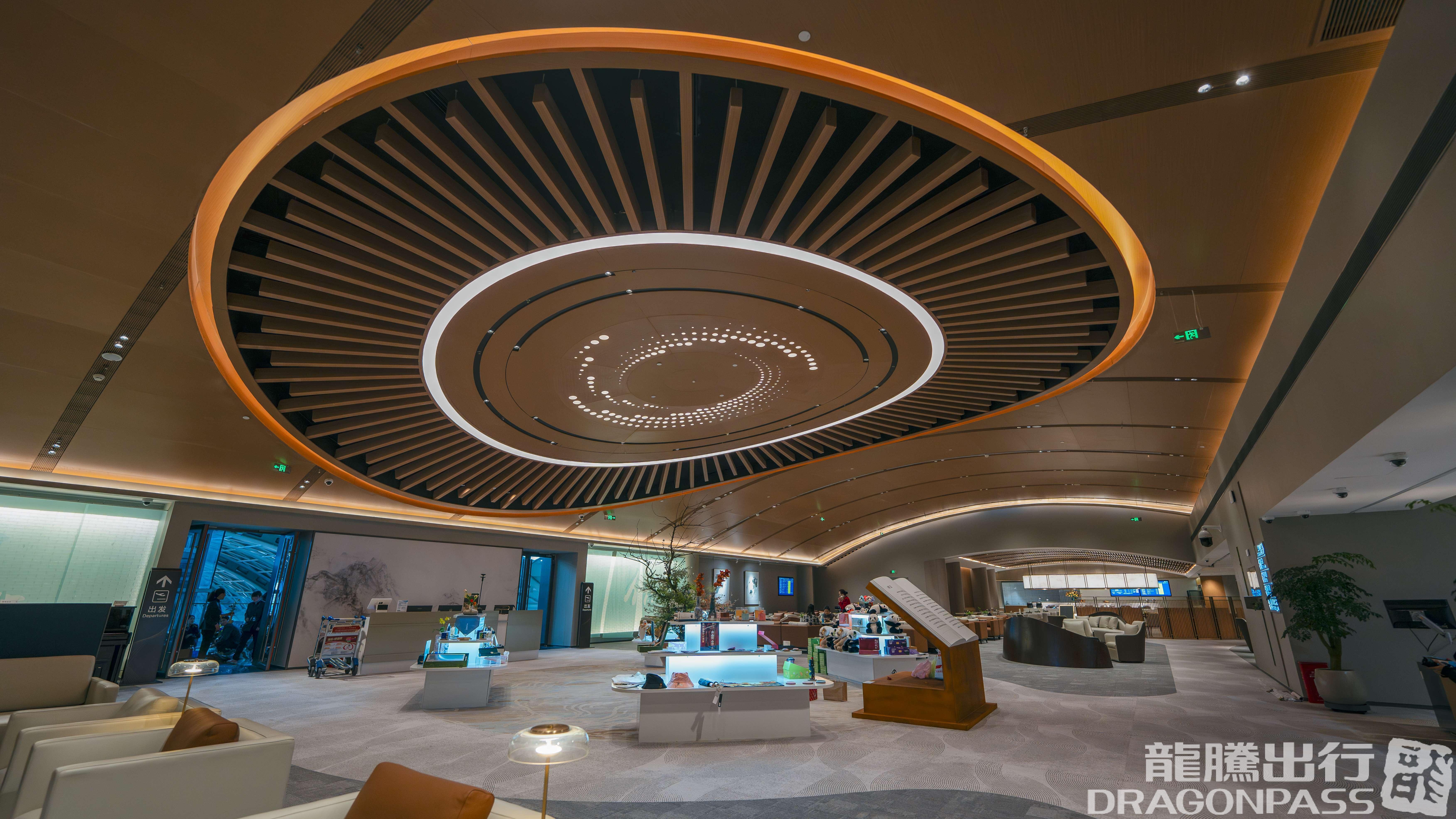 Бизнес-зал First Class Lounge 3(Airside) в аэропорту Шуанлю (CTU)