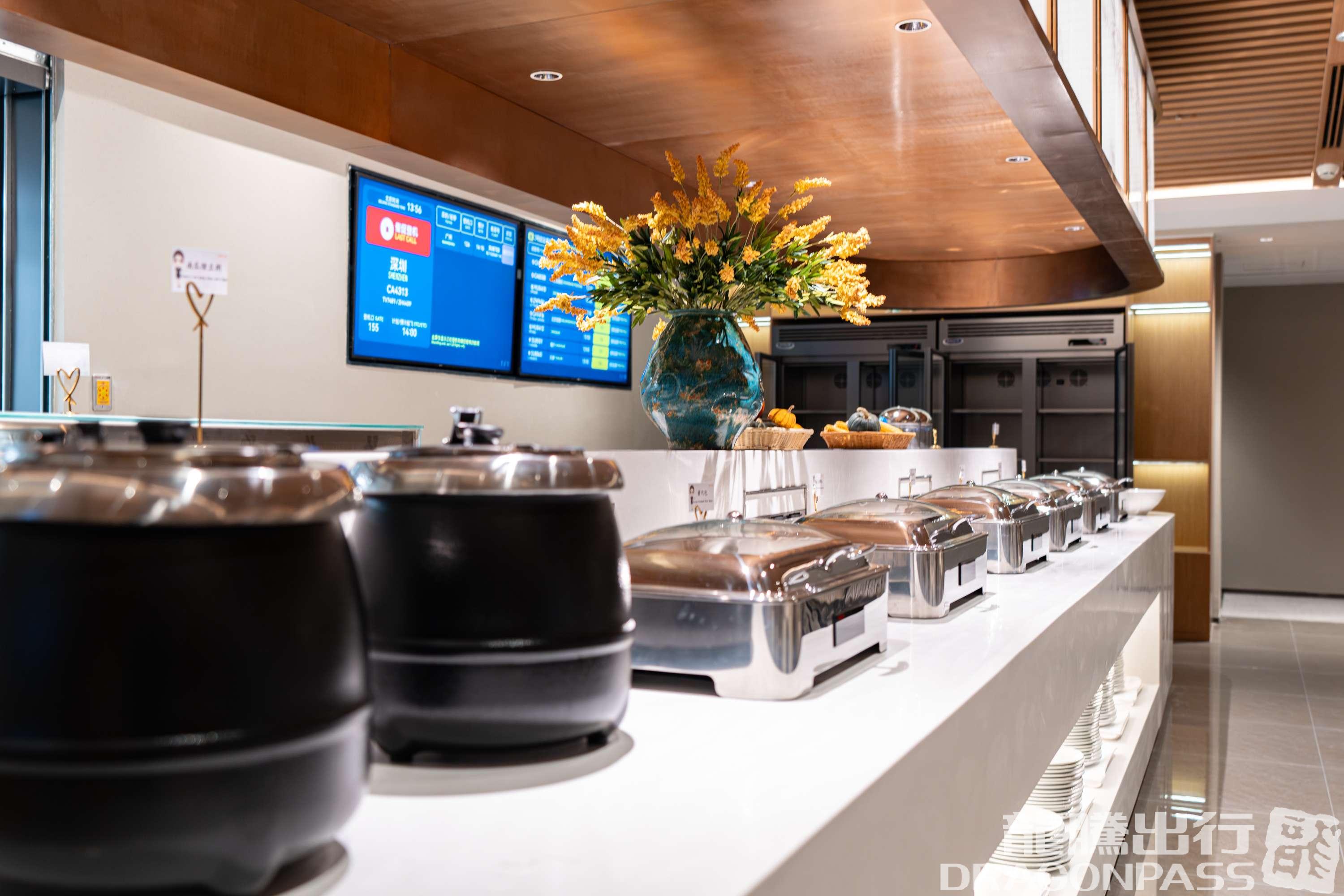 Бизнес-зал First Class Lounge 3(Airside) в аэропорту Шуанлю (CTU)