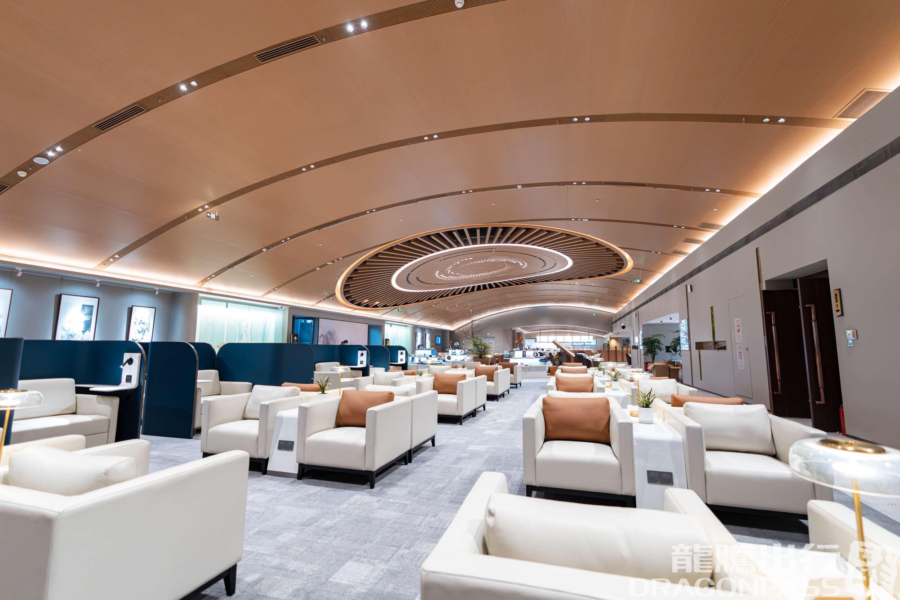 Бизнес-зал First Class Lounge 1(Landside) в аэропорту Шуанлю (CTU)