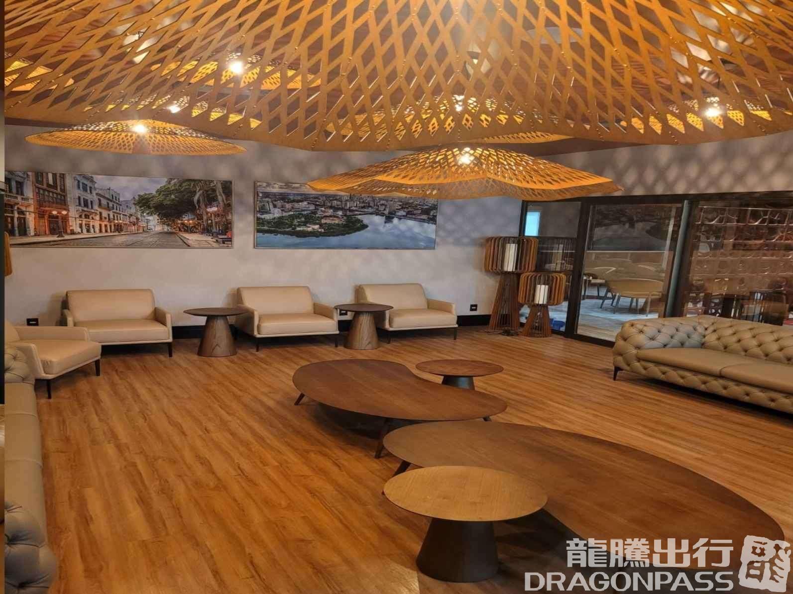 Бизнес-зал W Lounge 'Frevo' в аэропорту Гуарарапес (REC)