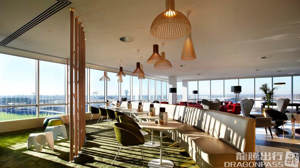 Бизнес-зал Plaza Premium Lounge в аэропорту Гатвик (LGW)