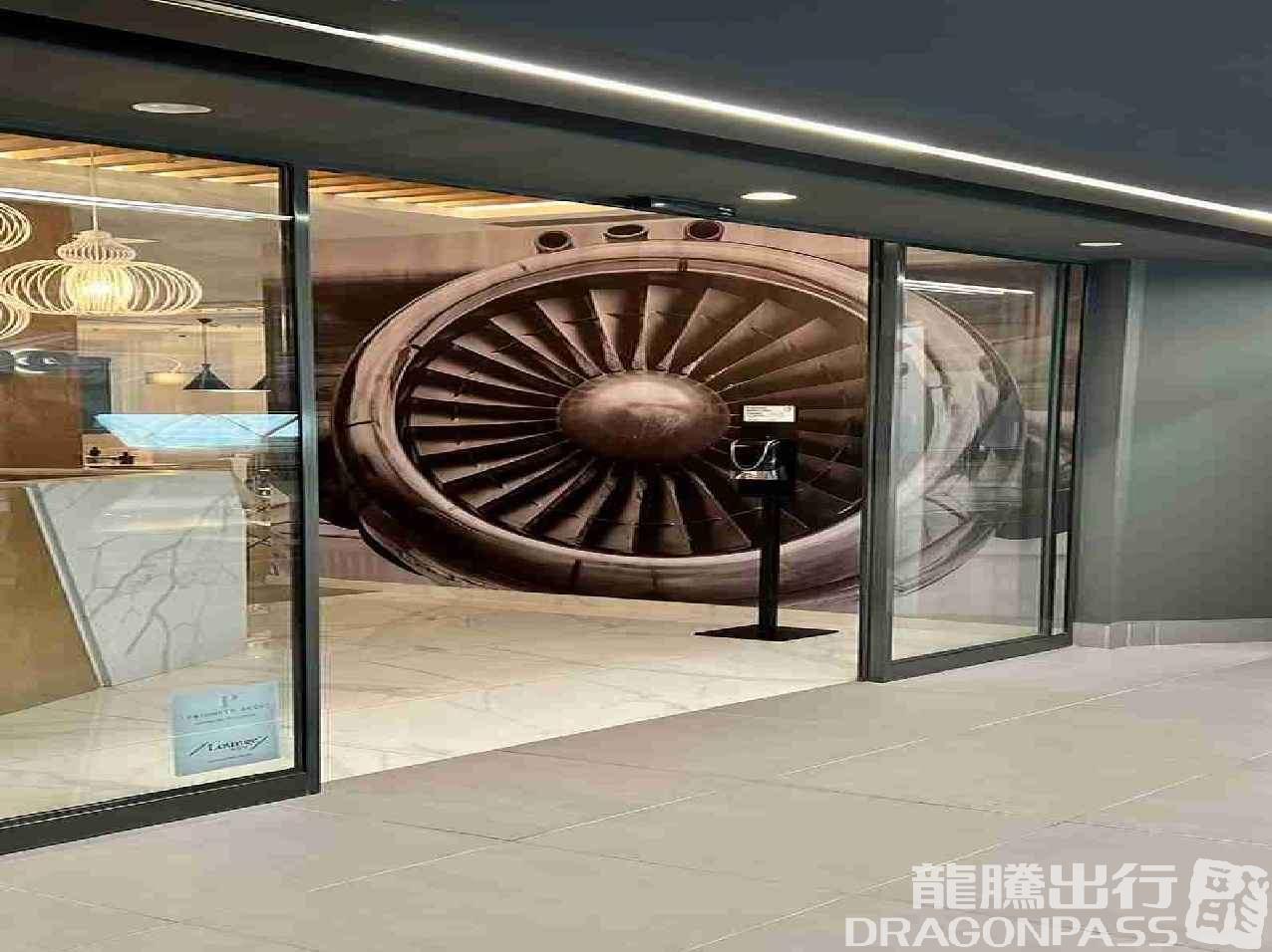 Бизнес-зал The Lounge в аэропорту Македония (SKG)