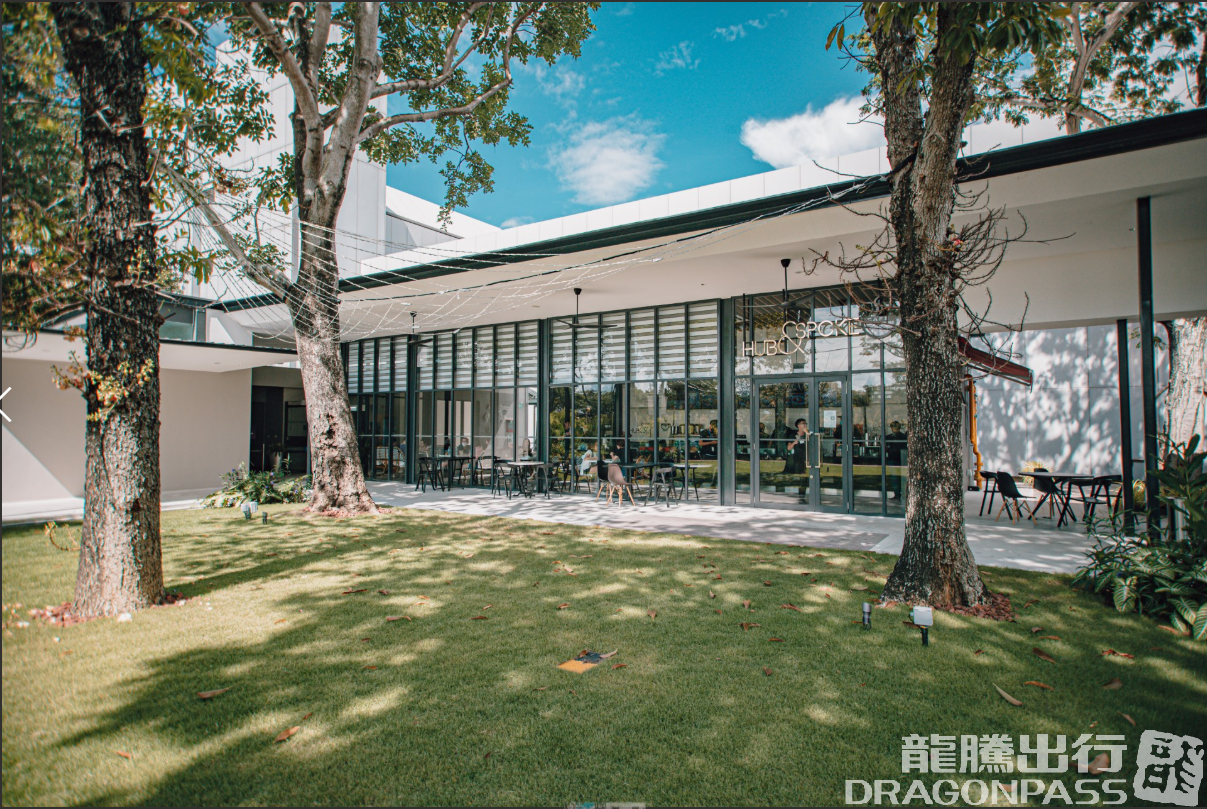 Бизнес-зал Hub & Spoke в аэропорту Чанги (SIN)