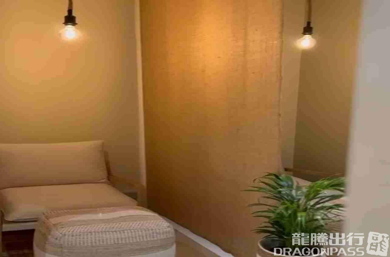 Бизнес-зал Softlanding Concierge Lounge в аэропорту Сэр Серетз Хама (GBE)