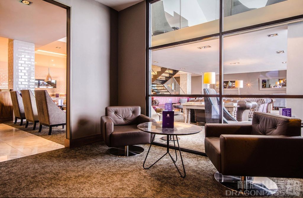 Бизнес-зал No1 Birmingham в аэропорту Бирмингем (BHX)