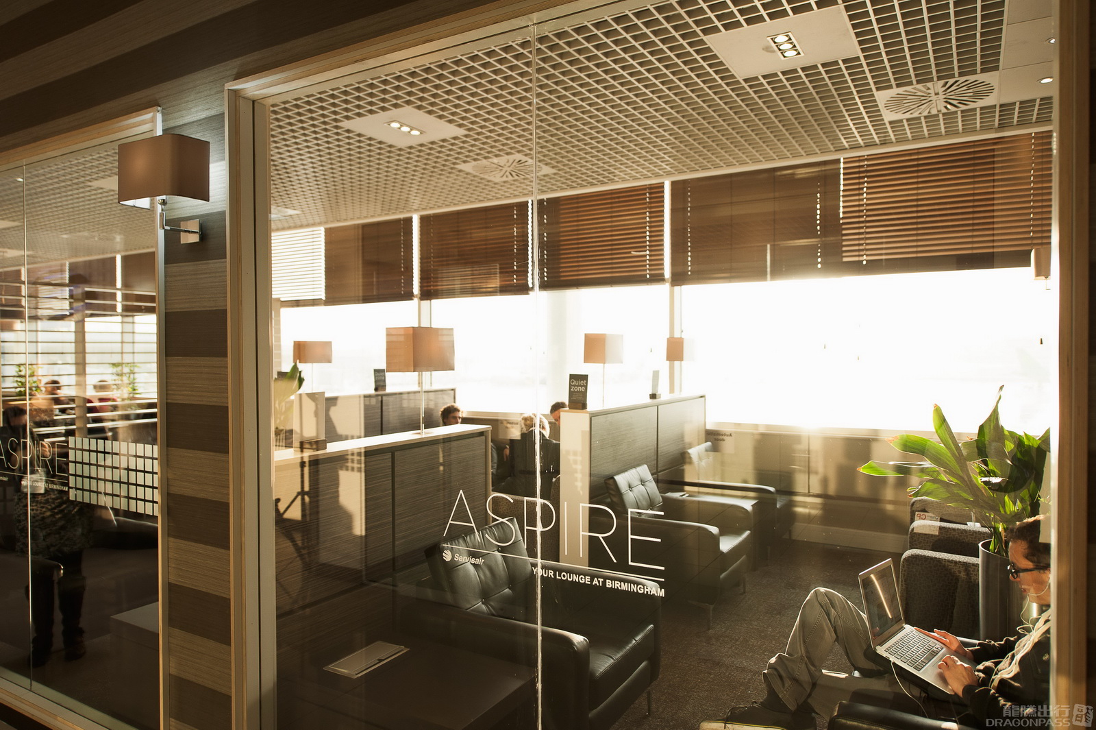 Бизнес-зал Aspire Lounge (North) в аэропорту Бирмингем (BHX)