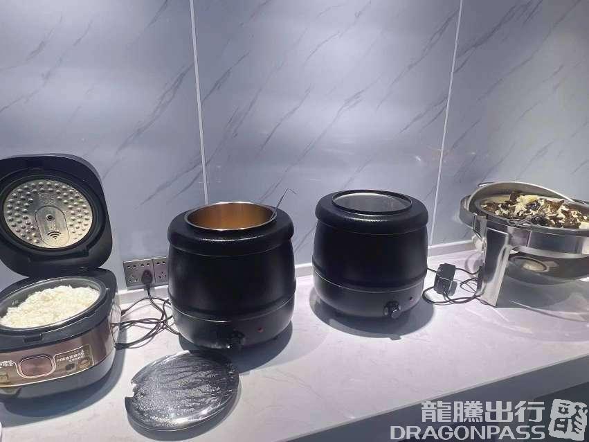 Бизнес-зал South Airlines First Class and Business Class Pearl Member Lounge (T2 Domestic) в аэропорту Санья Феникс (SYX)