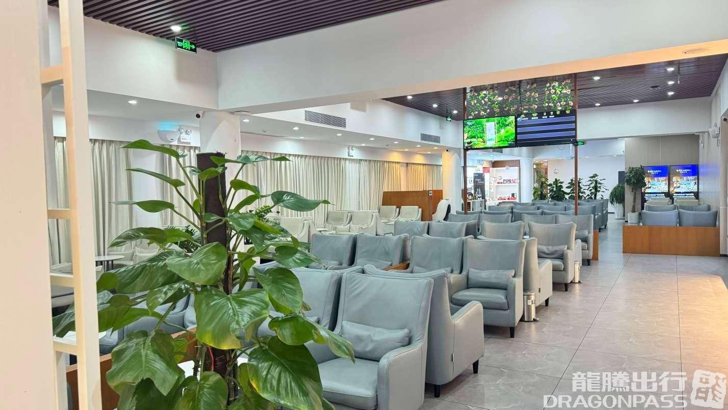 Бизнес-зал South Airlines First Class and Business Class Pearl Member Lounge (T2 Domestic) в аэропорту Санья Феникс (SYX)