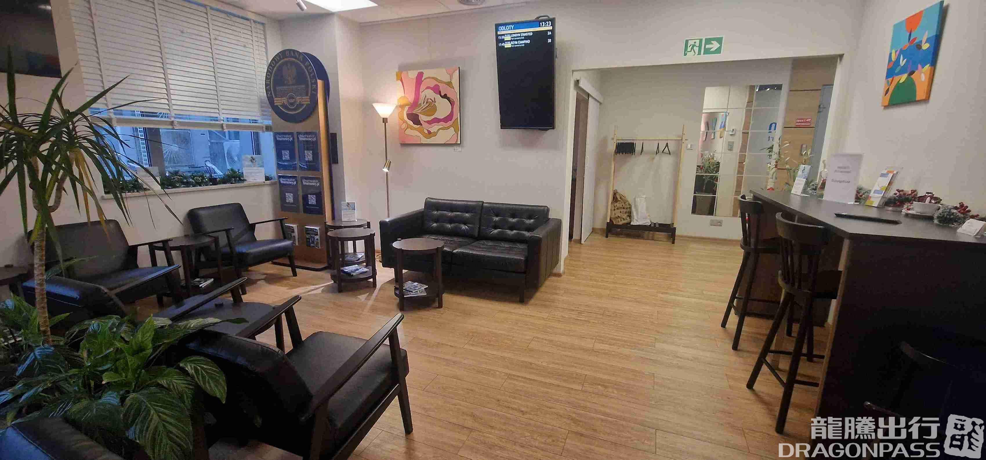 Бизнес-зал Mazovia Premium Lounge в аэропорту Warsaw-Modlin Airport (WMI)