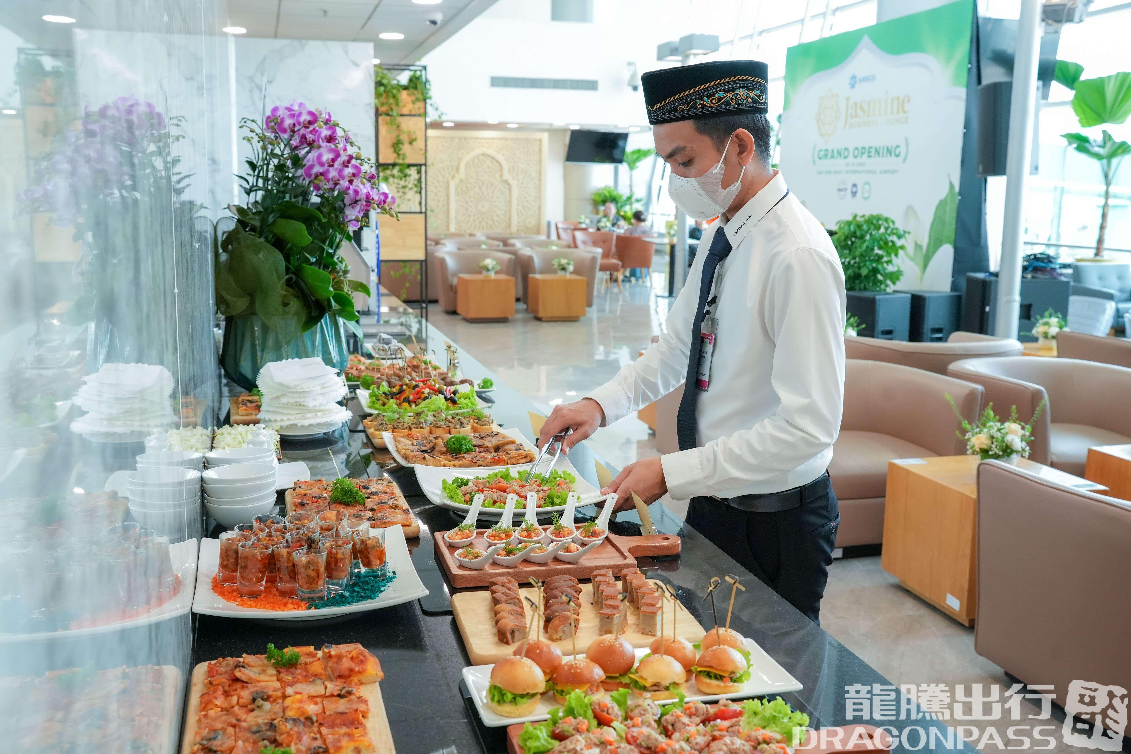 Бизнес-зал Jasmine Halal Lounge в аэропорту Хошимин (SGN)