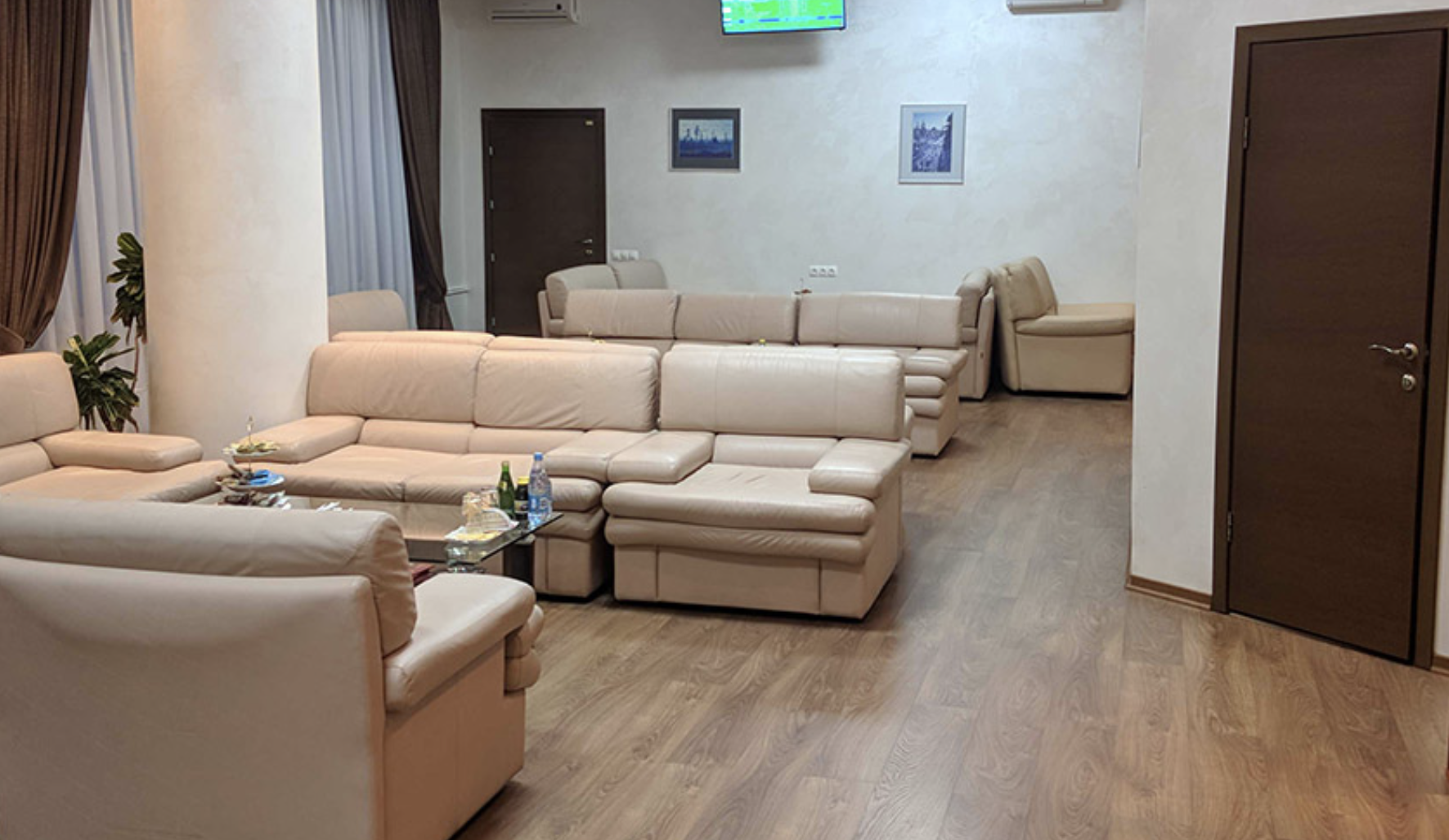 VIP-зал Зал официальных лиц и делегаций в аэропорту Ханты-Мансийск (HMA)