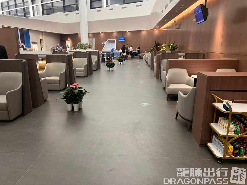 Бизнес-зал China Southern Airlines Members Lounge в аэропорту Дивопу (URC)