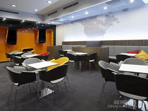 Бизнес-зал MasterCard Lounge в аэропорту Вацлав Гавел (PRG)