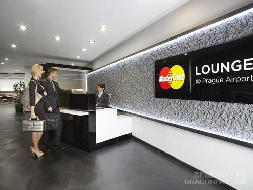 Бизнес-зал MasterCard Lounge в аэропорту Вацлав Гавел (PRG)