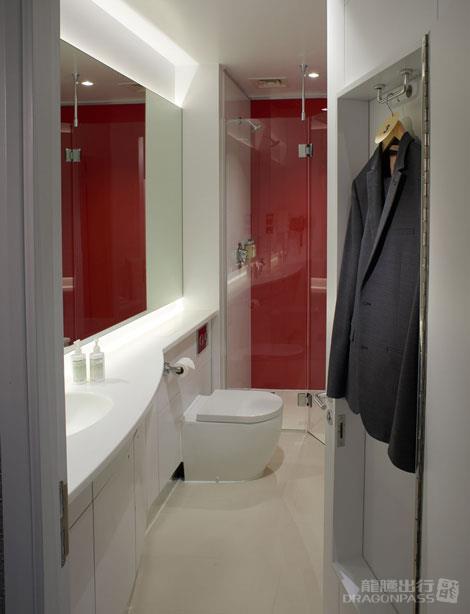 Бизнес-зал Plaza Premium Lounge (Arrivals) в аэропорту Хитроу (LHR)