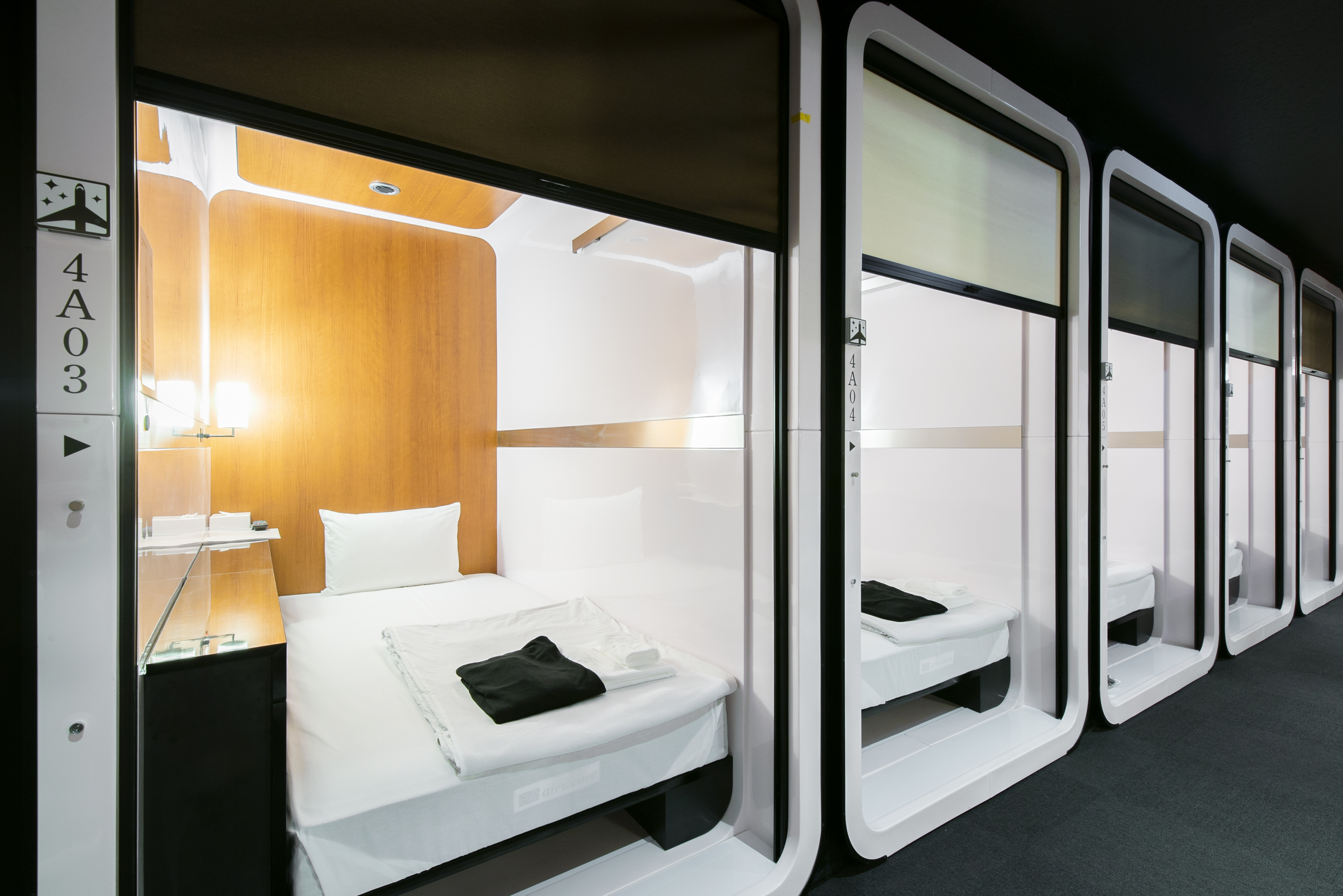 Бизнес-зал First Cabin Naha Airport в аэропорту Аэропорт Наха (OKA)