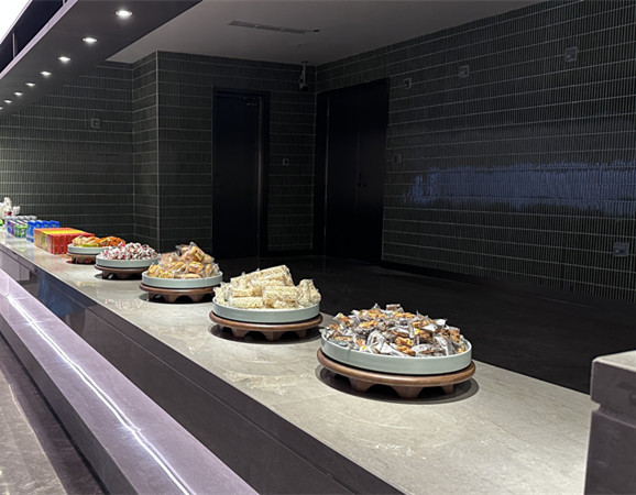 Бизнес-зал VIP lounge (domestic) в аэропорту Дивопу (URC)