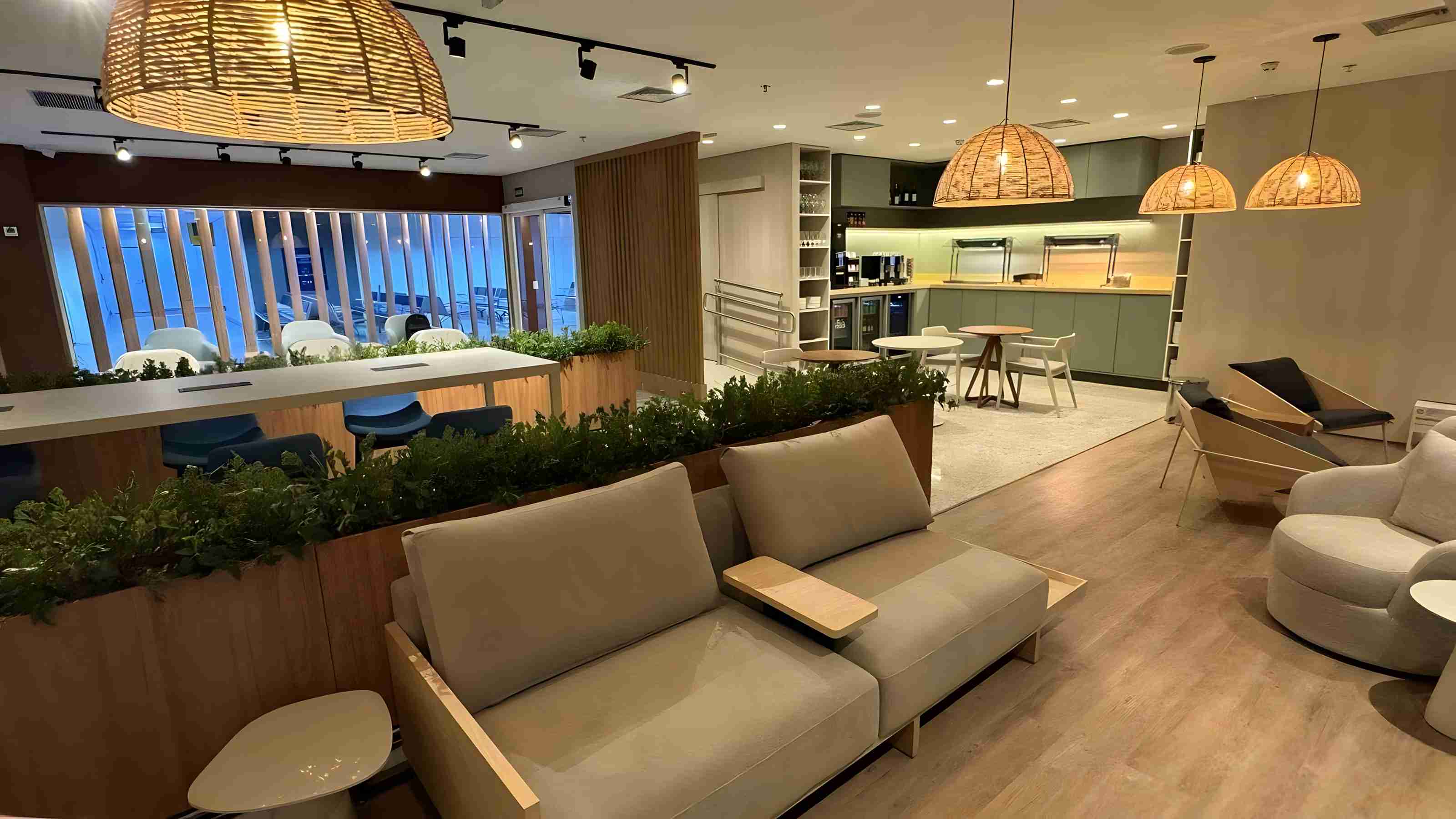 Бизнес-зал Esmeralda Lounge - Foz do Iguacu в аэропорту Катаратас (IGU)