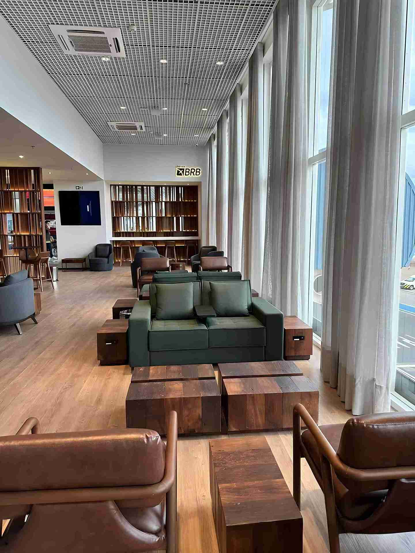 Бизнес-зал Emerald VIP Lounge - Santa Genoveva в аэропорту Санта-Женевьева (GYN)