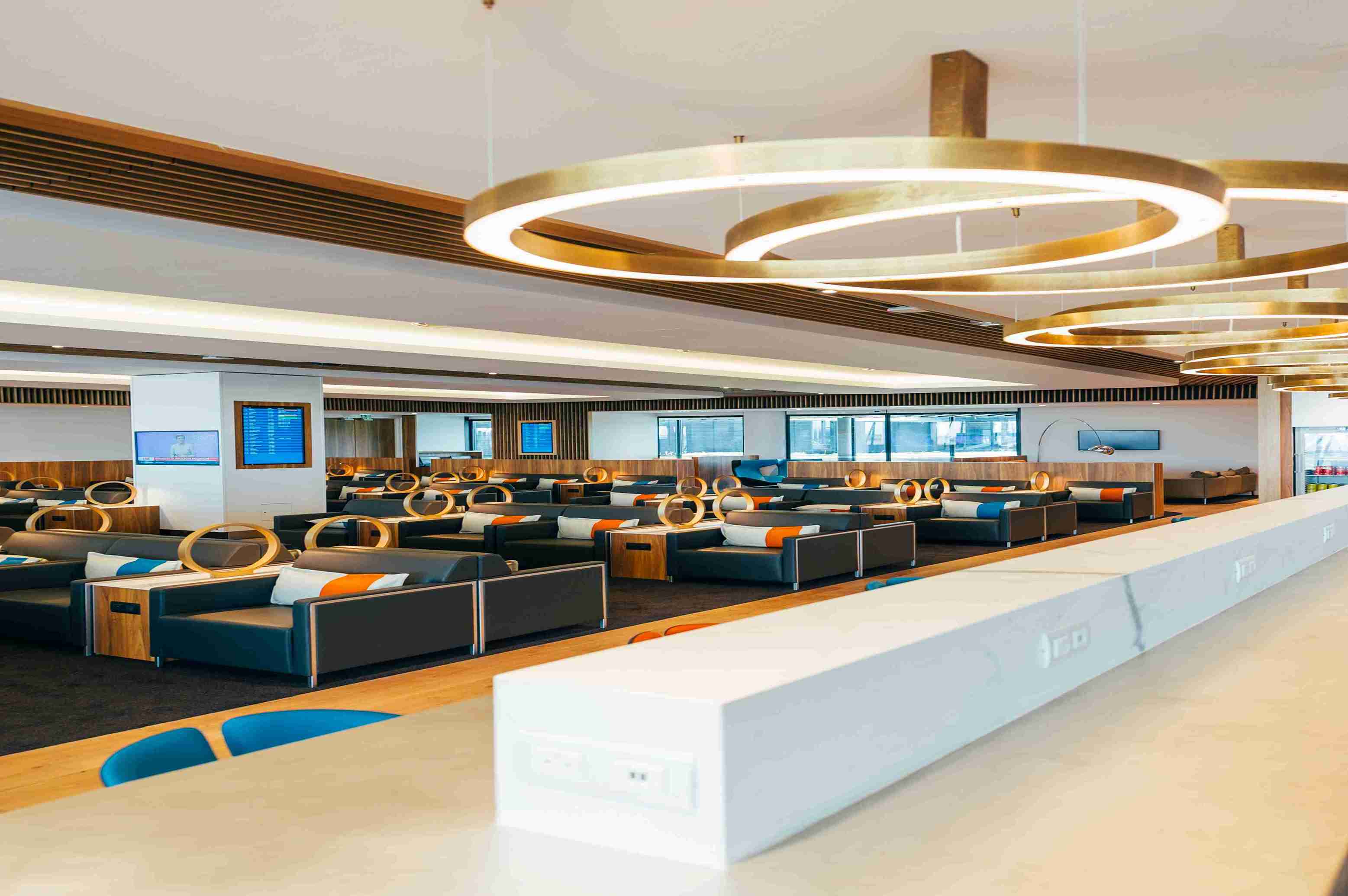 Бизнес-зал Mont-Blanc Lounge в аэропорту Сент-Экзюпери (LYS)