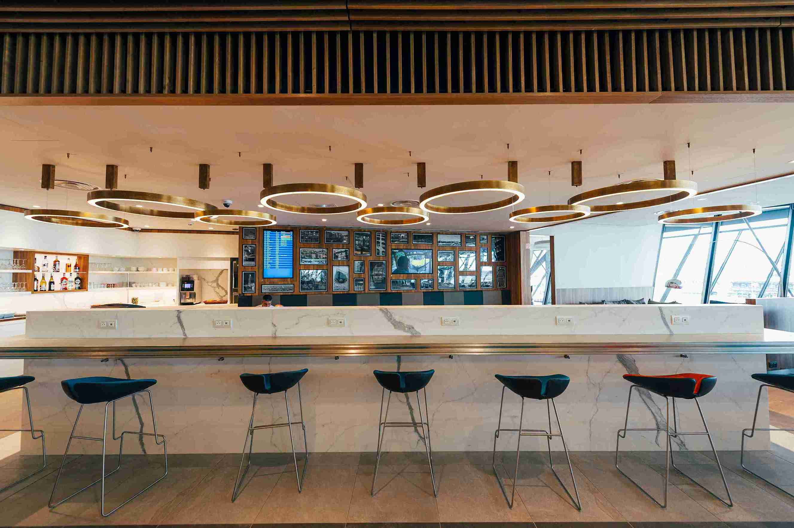 Бизнес-зал Mont-Blanc Lounge в аэропорту Сент-Экзюпери (LYS)