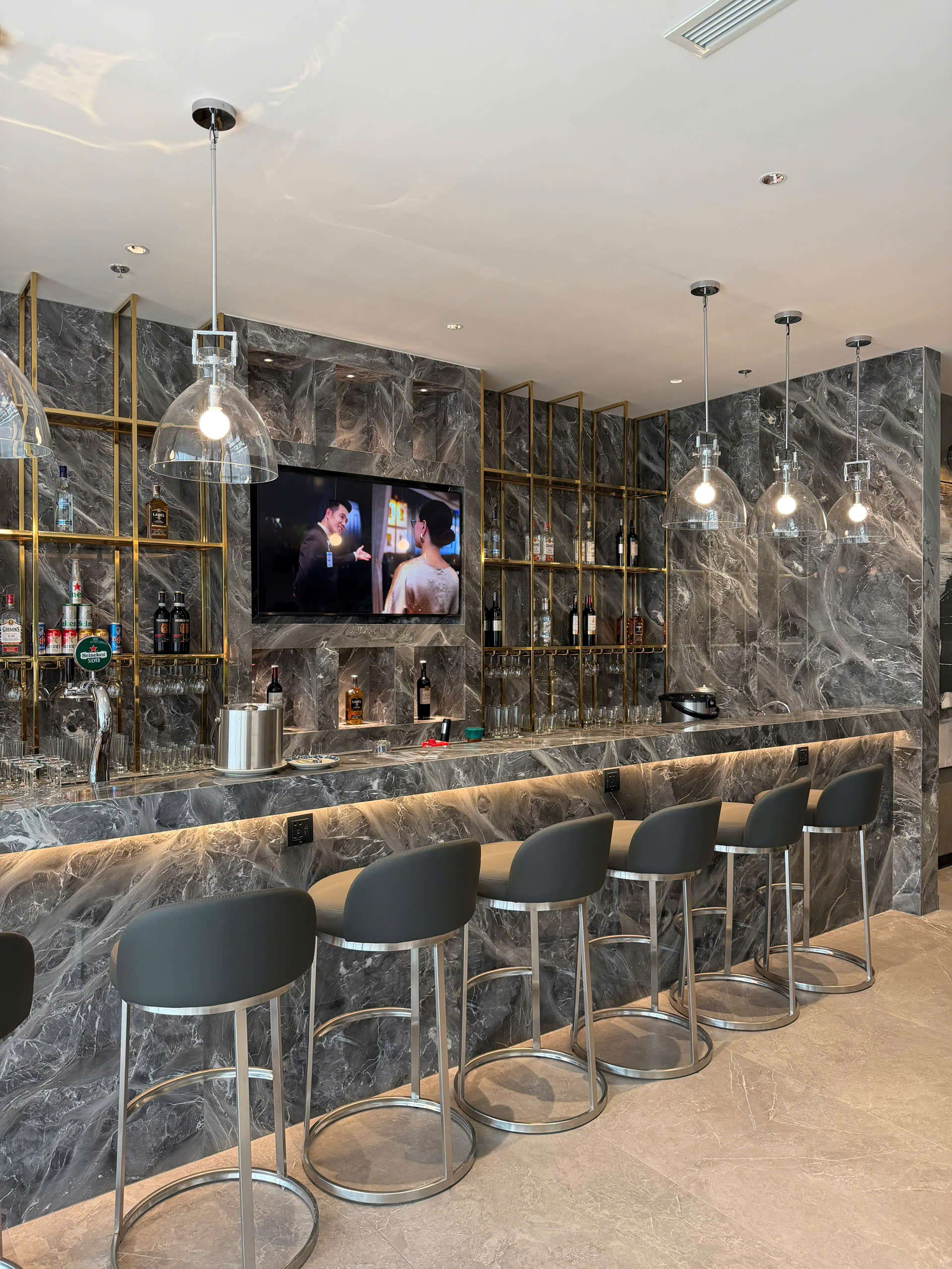 Бизнес-зал SH Premium Lounge Ha Noi 3 в аэропорту Нойбай (HAN)