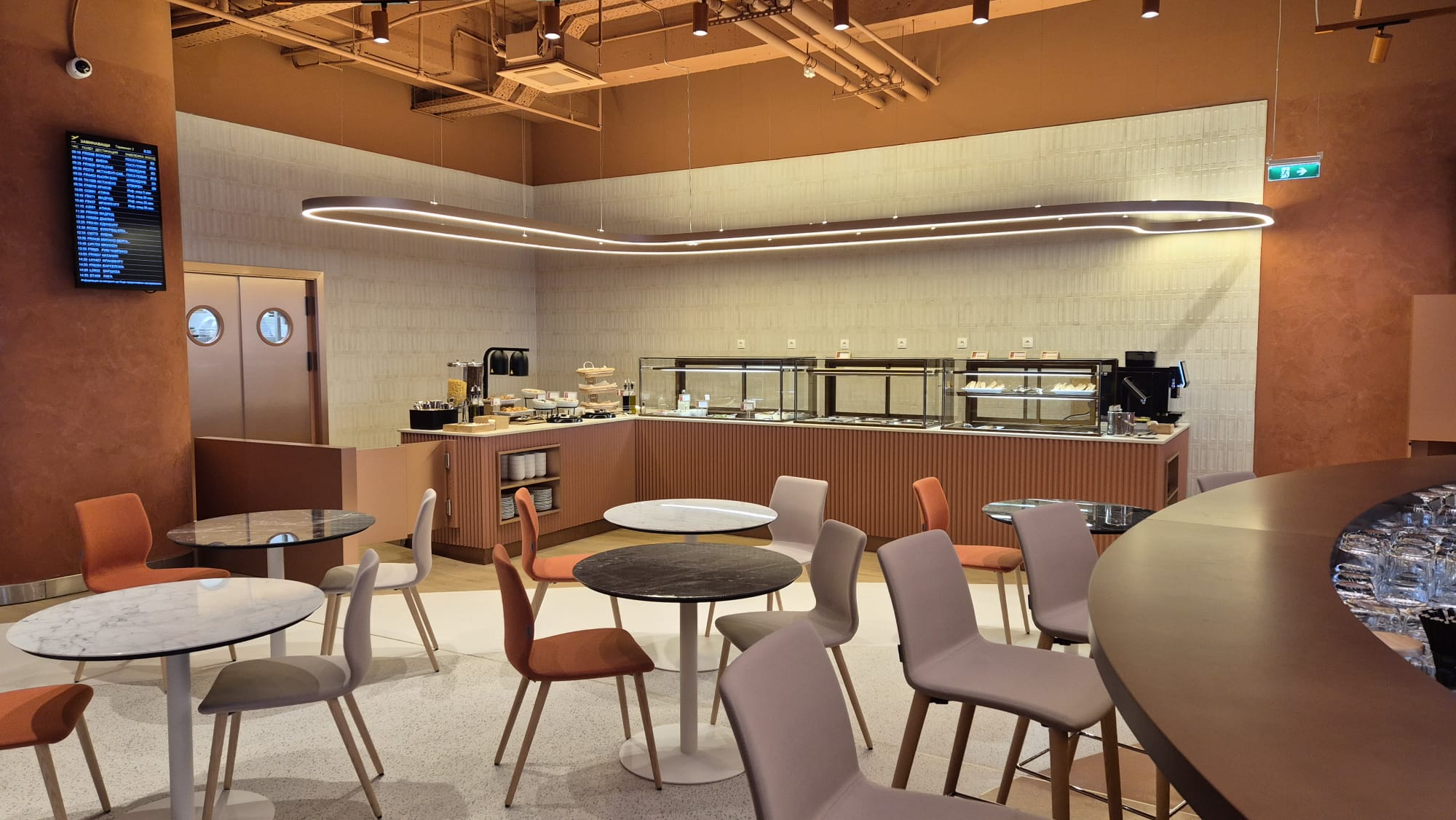 Бизнес-зал Primeclass Lounge в аэропорту София (SOF)