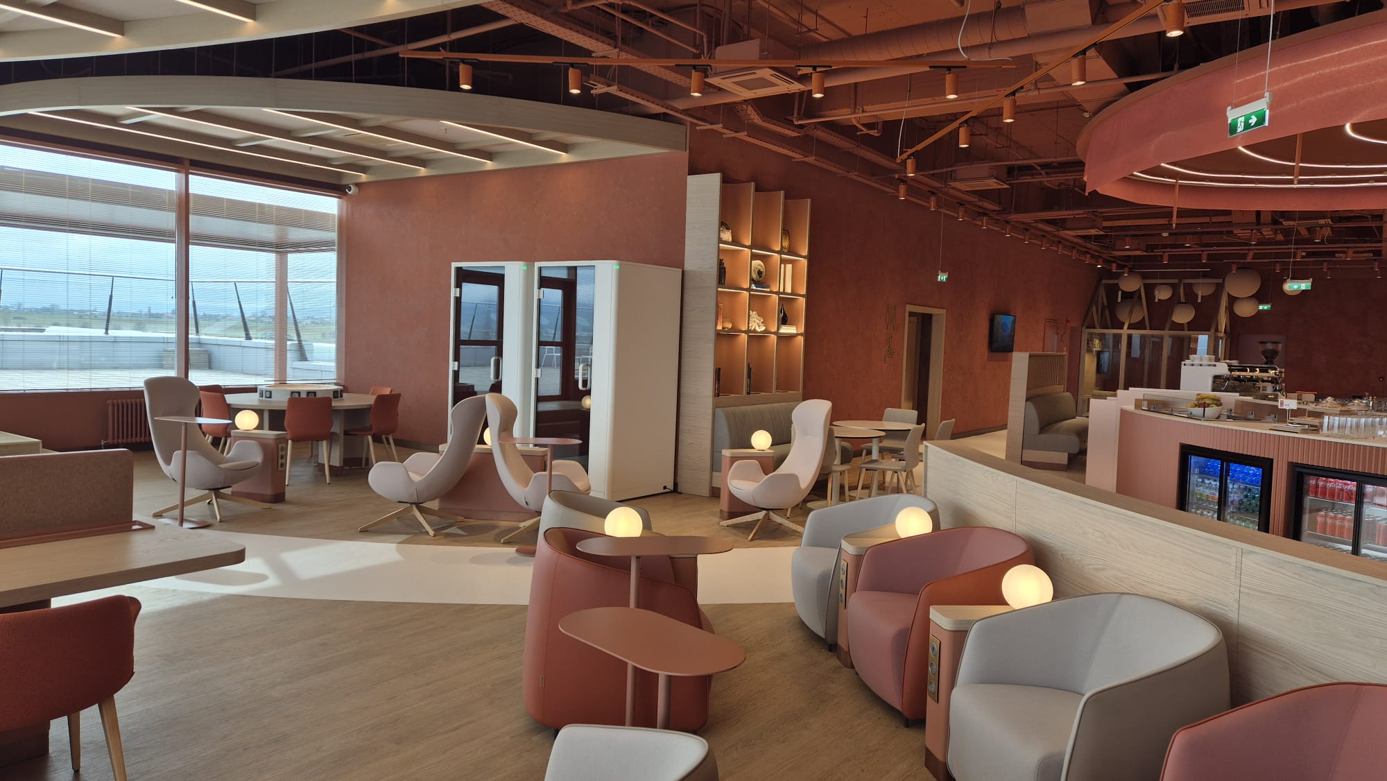 Бизнес-зал Primeclass Lounge в аэропорту София (SOF)
