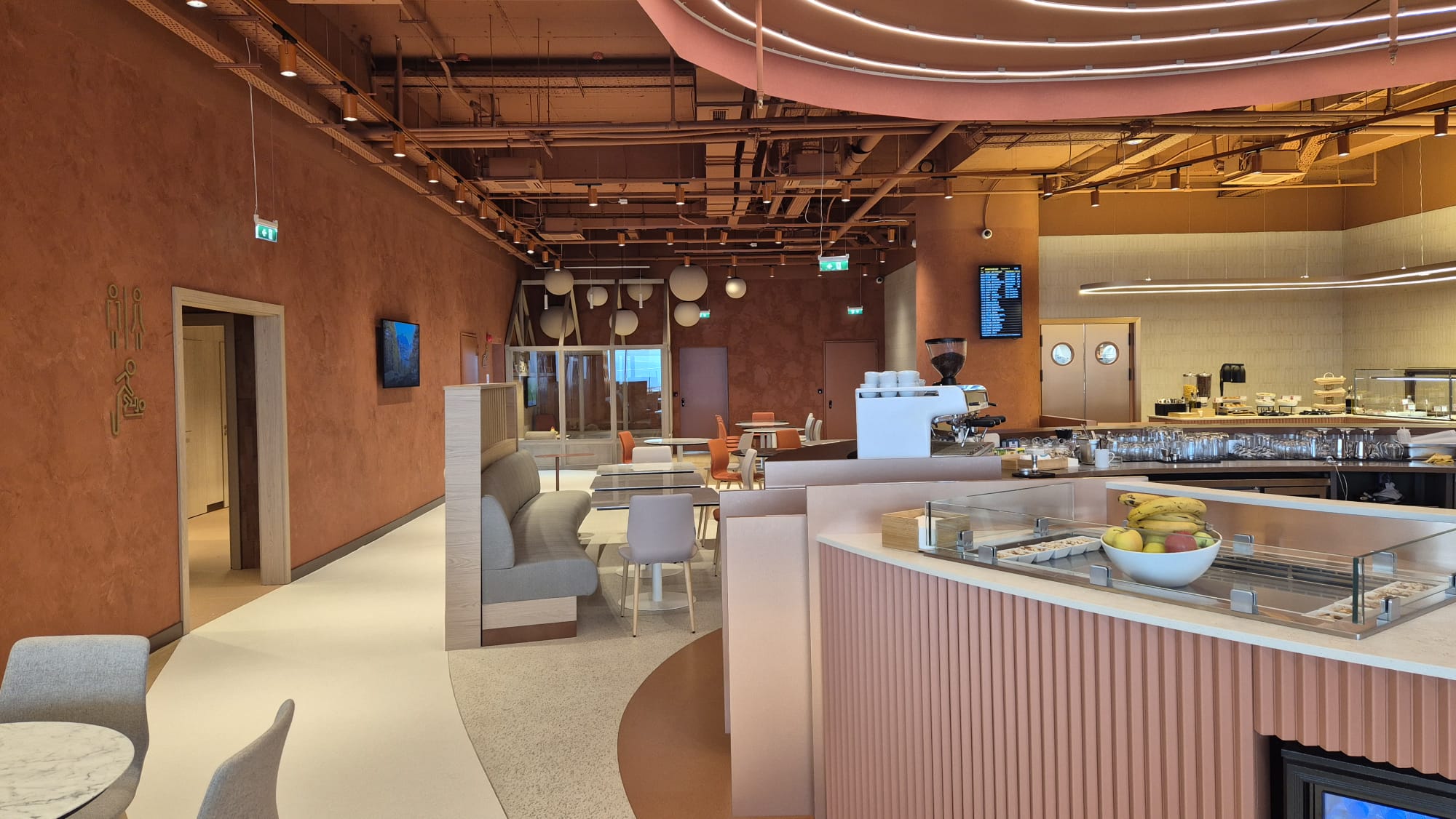 Бизнес-зал Primeclass Lounge в аэропорту София (SOF)