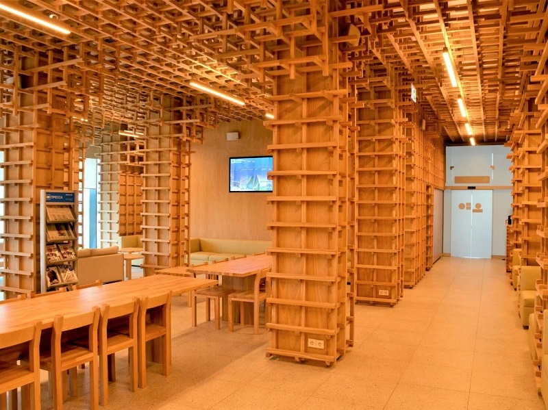 Бизнес-зал Business Lounge в аэропорту Гагарин (GSV)