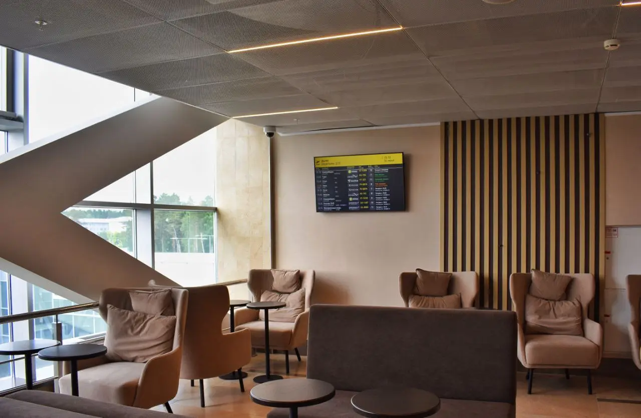 Бизнес-зал Grey Wall Lounge в аэропорту Красноярск (KJA)