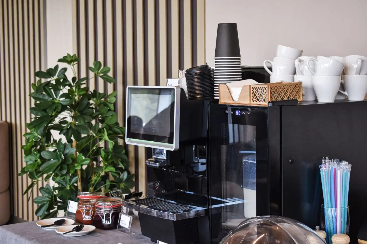 Бизнес-зал Grey Wall Lounge в аэропорту Красноярск (KJA)