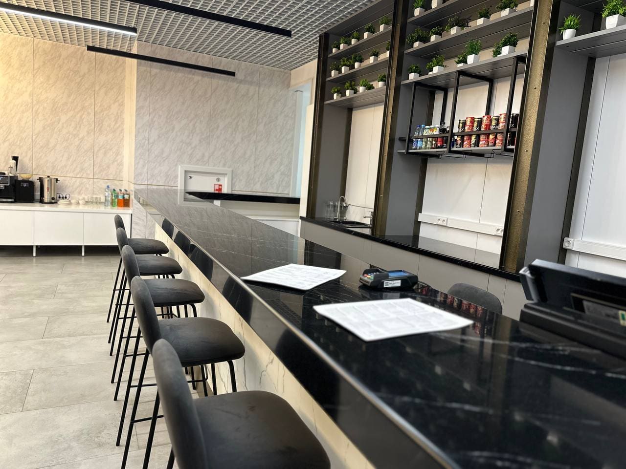 Бизнес-зал Business Lounge в аэропорту Мурманск (MMK)