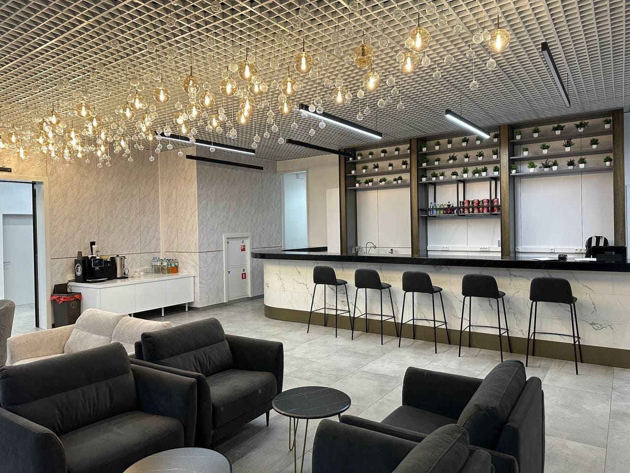 Бизнес-зал Business Lounge в аэропорту Мурманск (MMK)