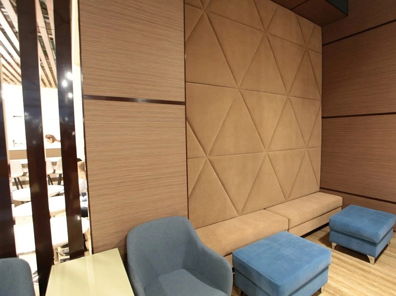 Бизнес-зал Business Lounge в аэропорту Толмачево (OVB)